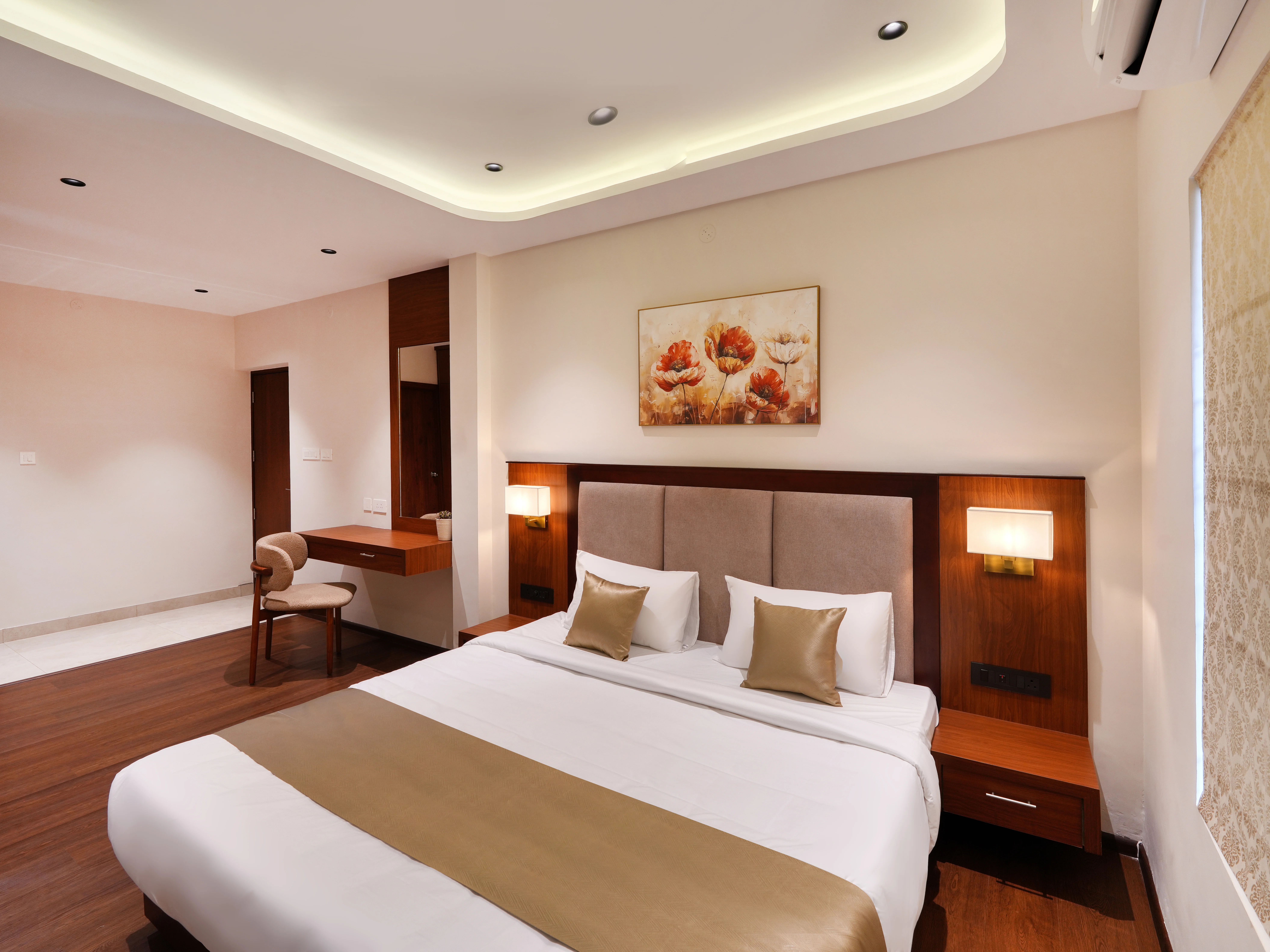 Queen bedroom